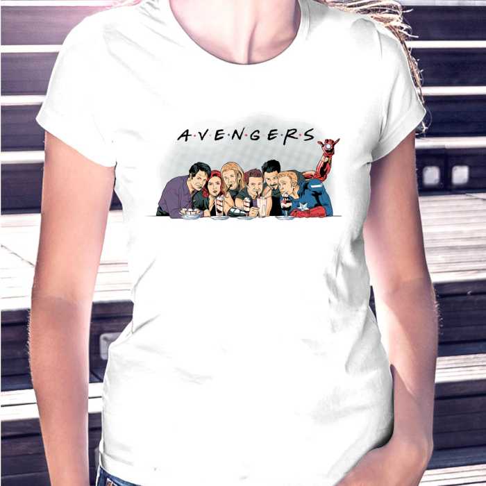 T-Shirt Friends / Avengers pour femmes